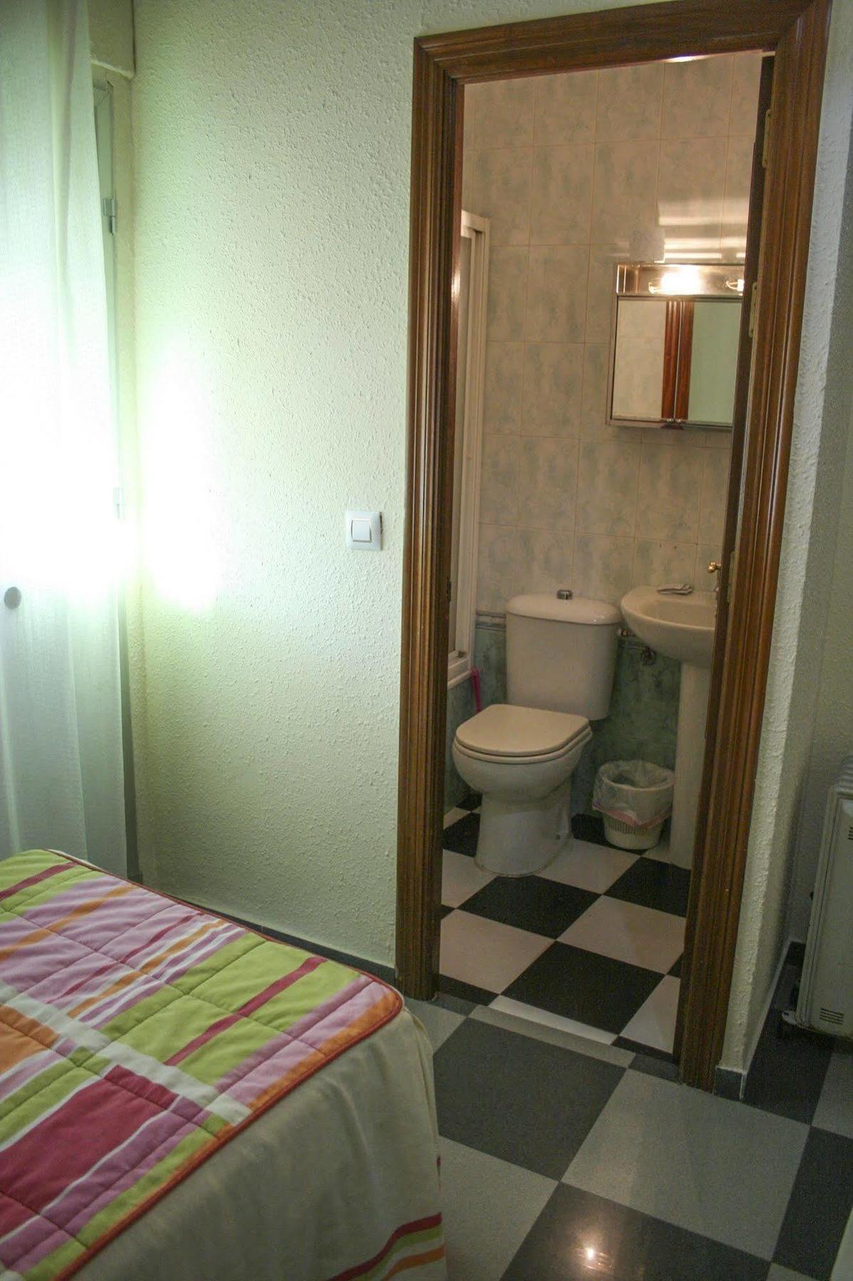 Hostal El Emigrante Dos Hermanas Eksteriør billede