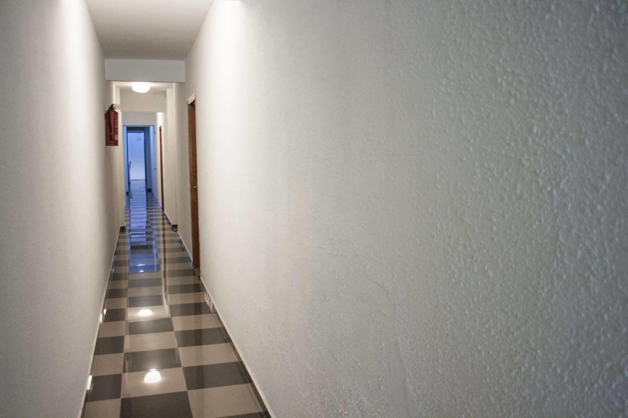 Hostal El Emigrante Dos Hermanas Eksteriør billede