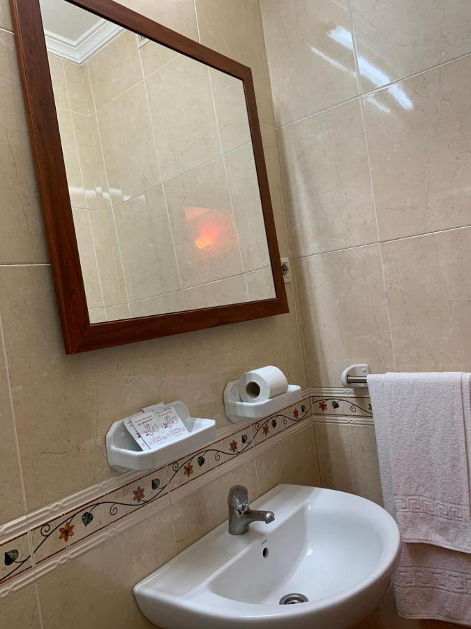 Hostal El Emigrante Dos Hermanas Eksteriør billede