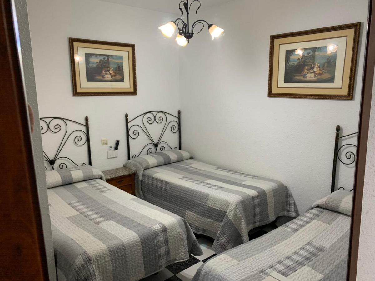Hostal El Emigrante Dos Hermanas Eksteriør billede