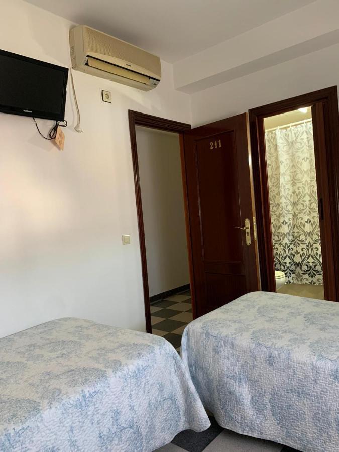 Hostal El Emigrante Dos Hermanas Eksteriør billede