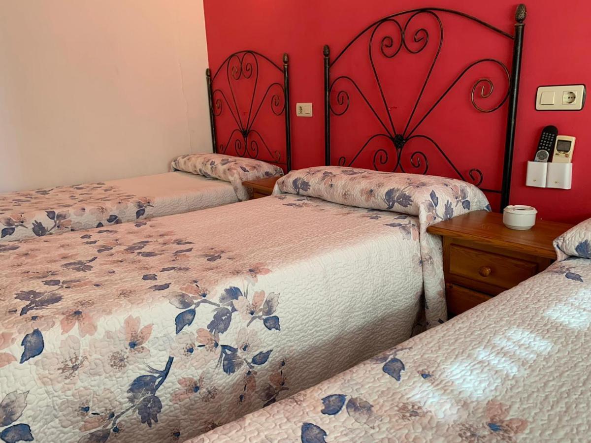 Hostal El Emigrante Dos Hermanas Eksteriør billede