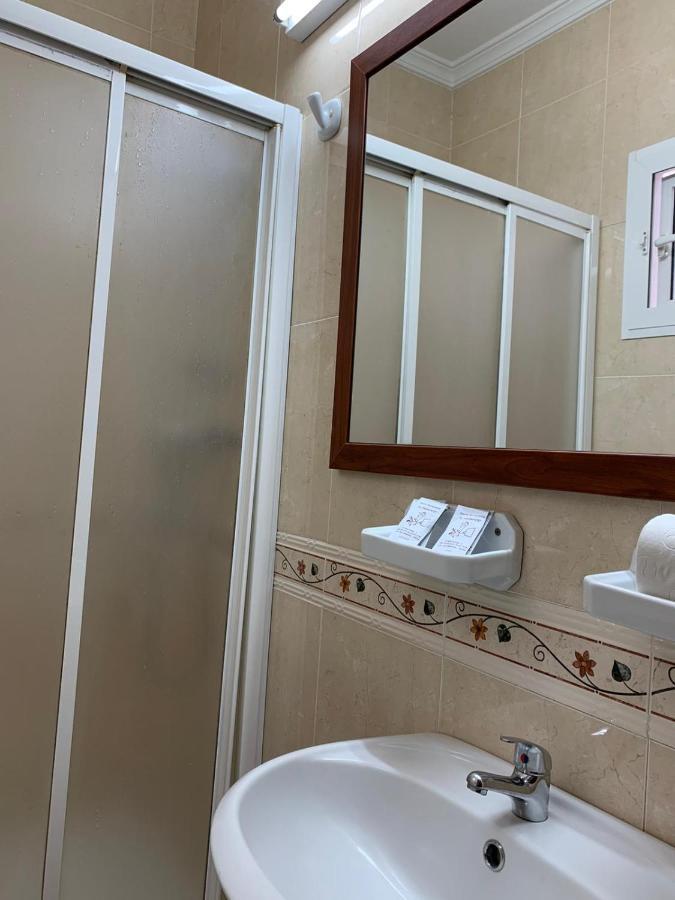 Hostal El Emigrante Dos Hermanas Eksteriør billede